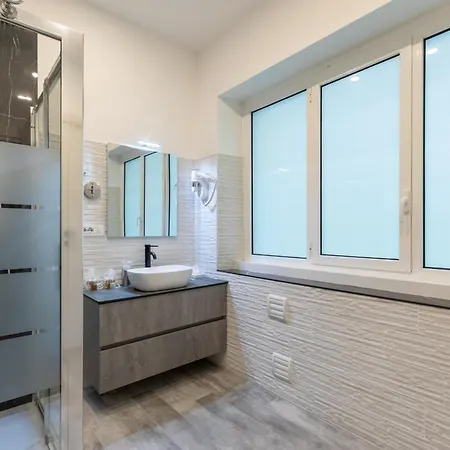 Alojamento de Acomodação e Pequeno-almoço Gregorio Vii Luxury 4*